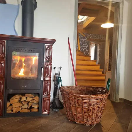 Cenovicky Dvur Guest house Cestin